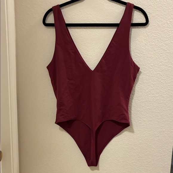 Aritzia  BABATON bodysuit - Picture 5 of 6